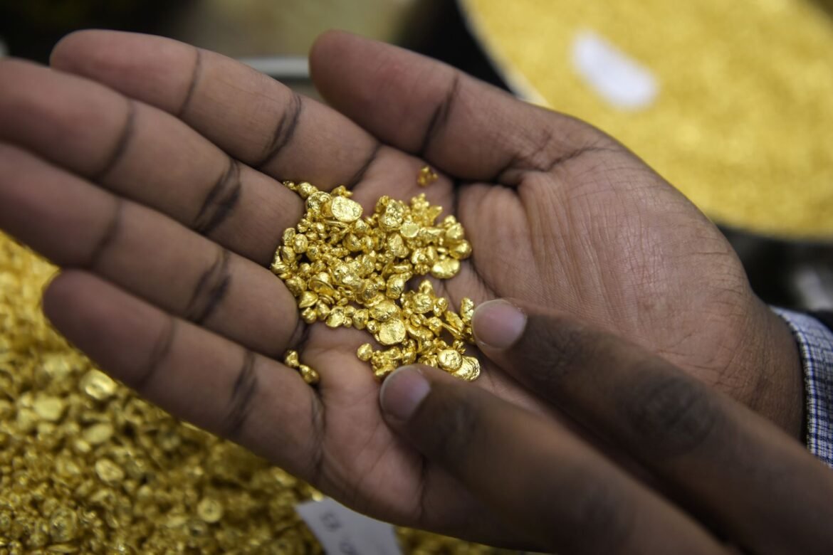Top Reasons to Buy Gold Bars