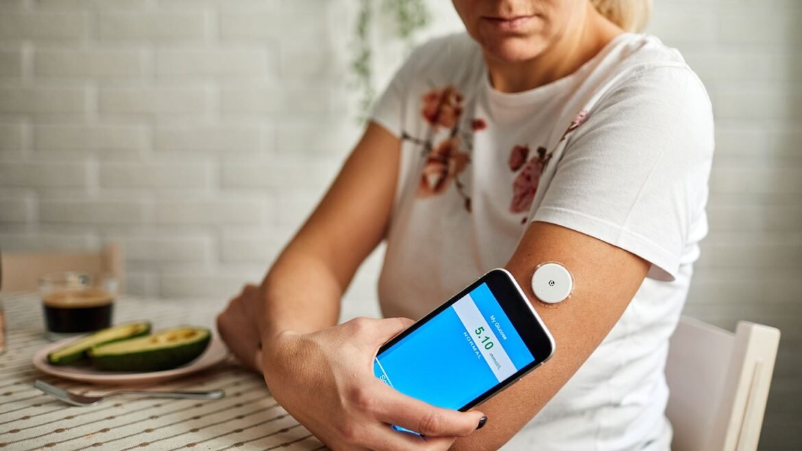 Looking Beyond Calories with a Healthy Food Tracker App
